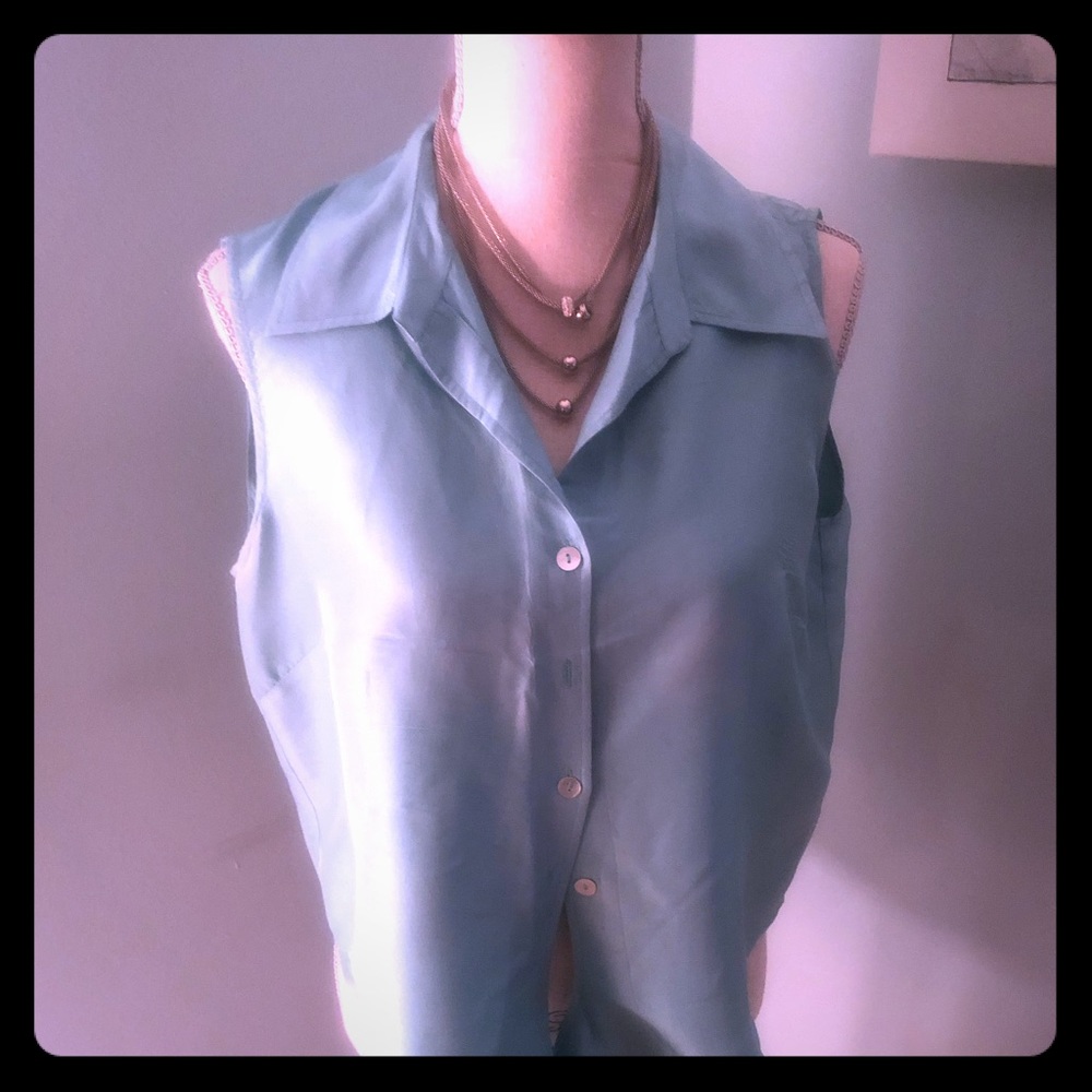Sleeveless mint green midriff top w/tie option